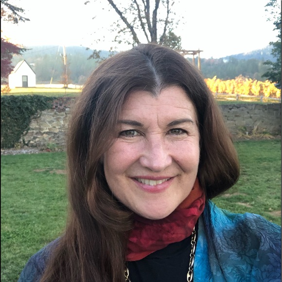 Meet your Posher, Joy - Picture 2 of 4